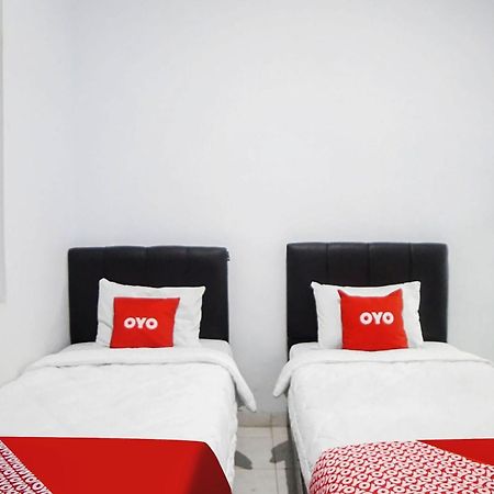 Super Oyo 91627 Wika Wiki Homestay เมดาน ภายนอก รูปภาพ