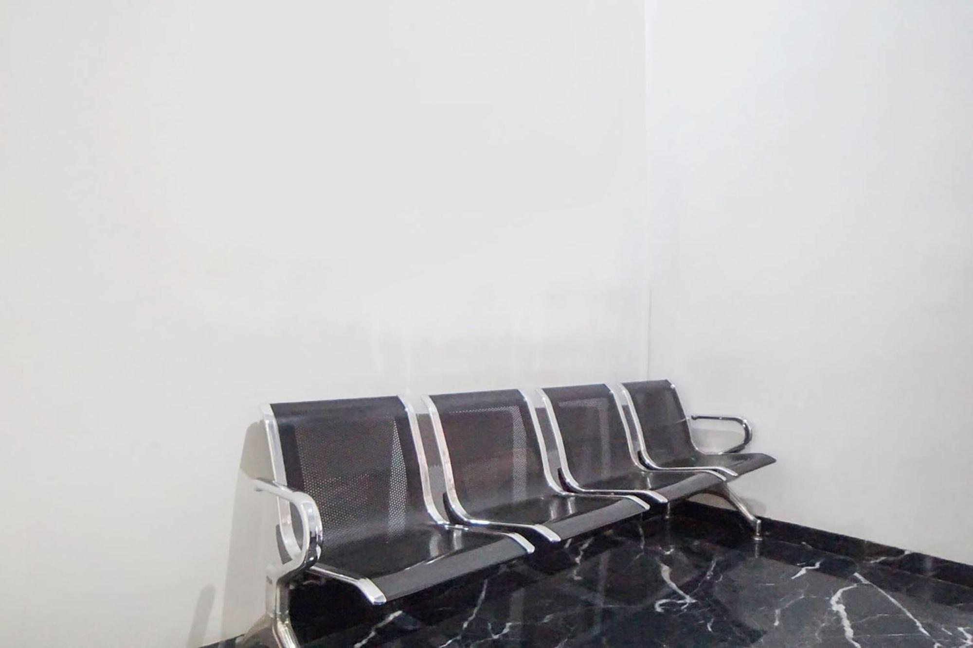 Super Oyo 91627 Wika Wiki Homestay เมดาน ภายนอก รูปภาพ